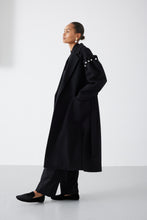 WREN BLACK COAT