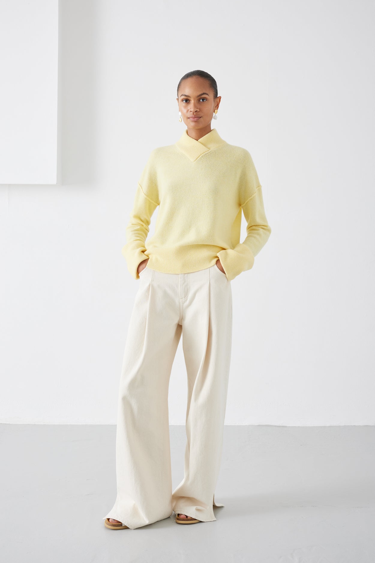 GABRIELA PALE YELLOW JUMPER