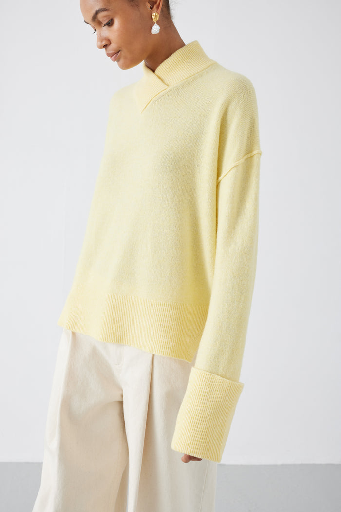 GABRIELA PALE YELLOW JUMPER