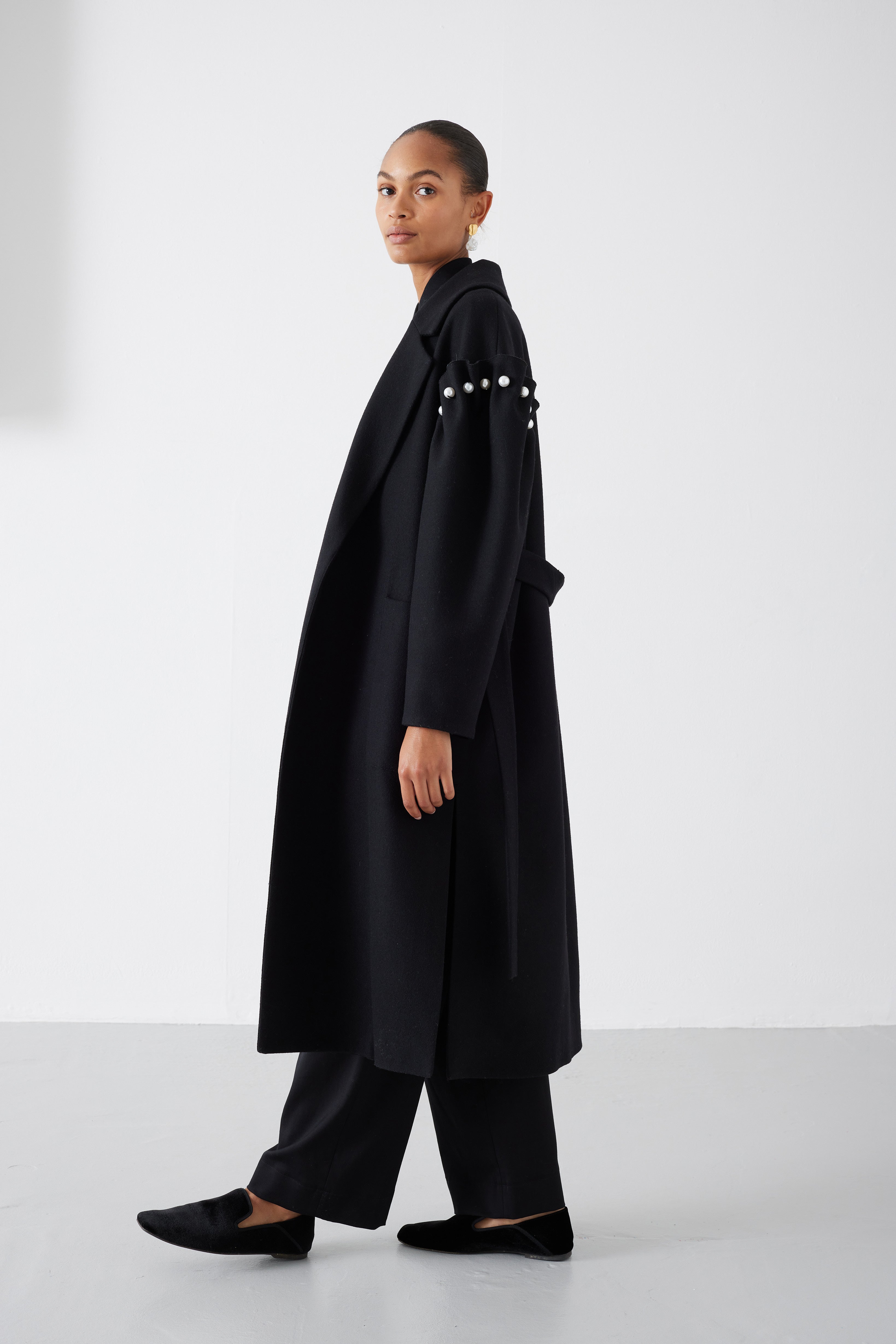 WREN BLACK COAT