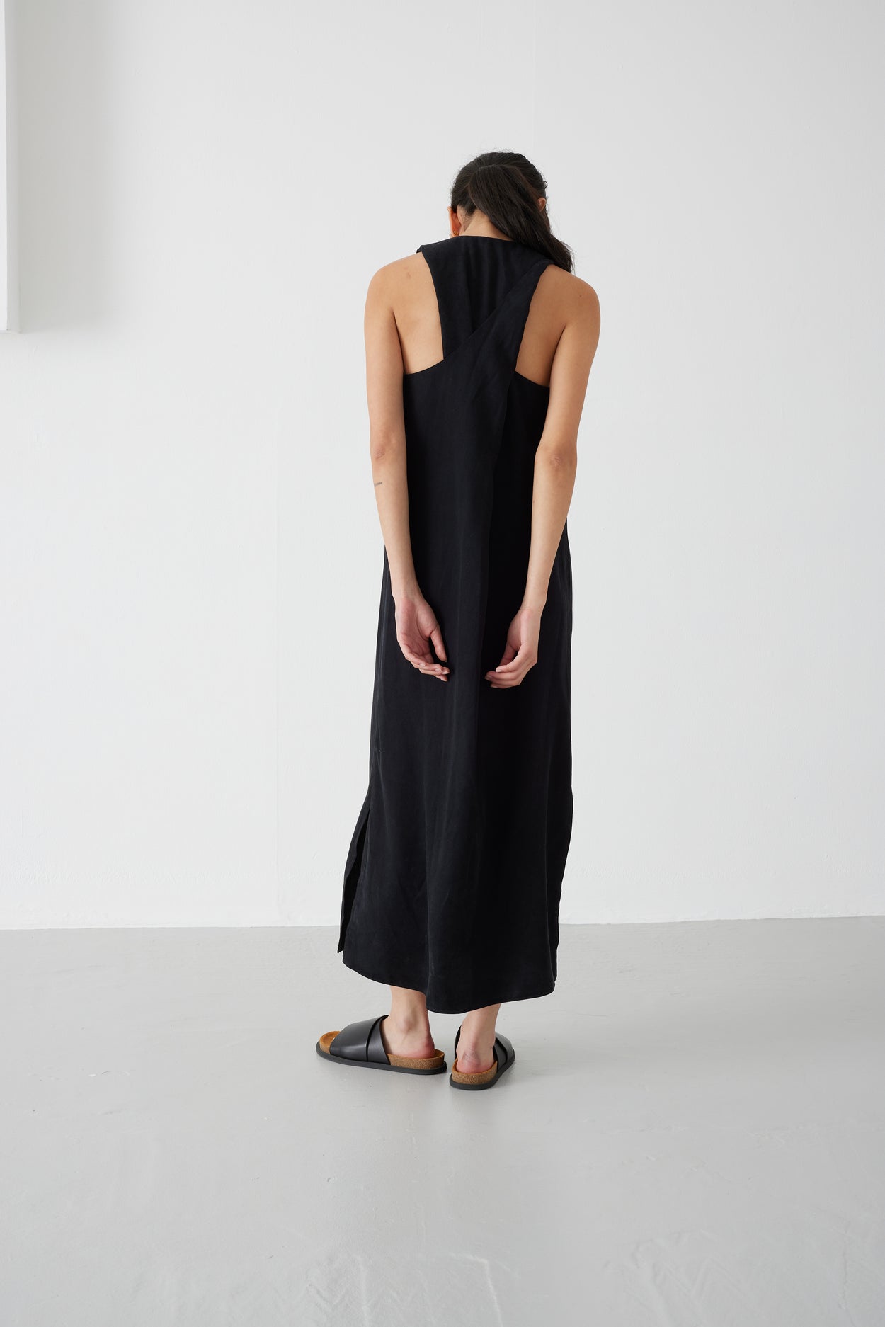 SUKI WASHED BLACK DRESS