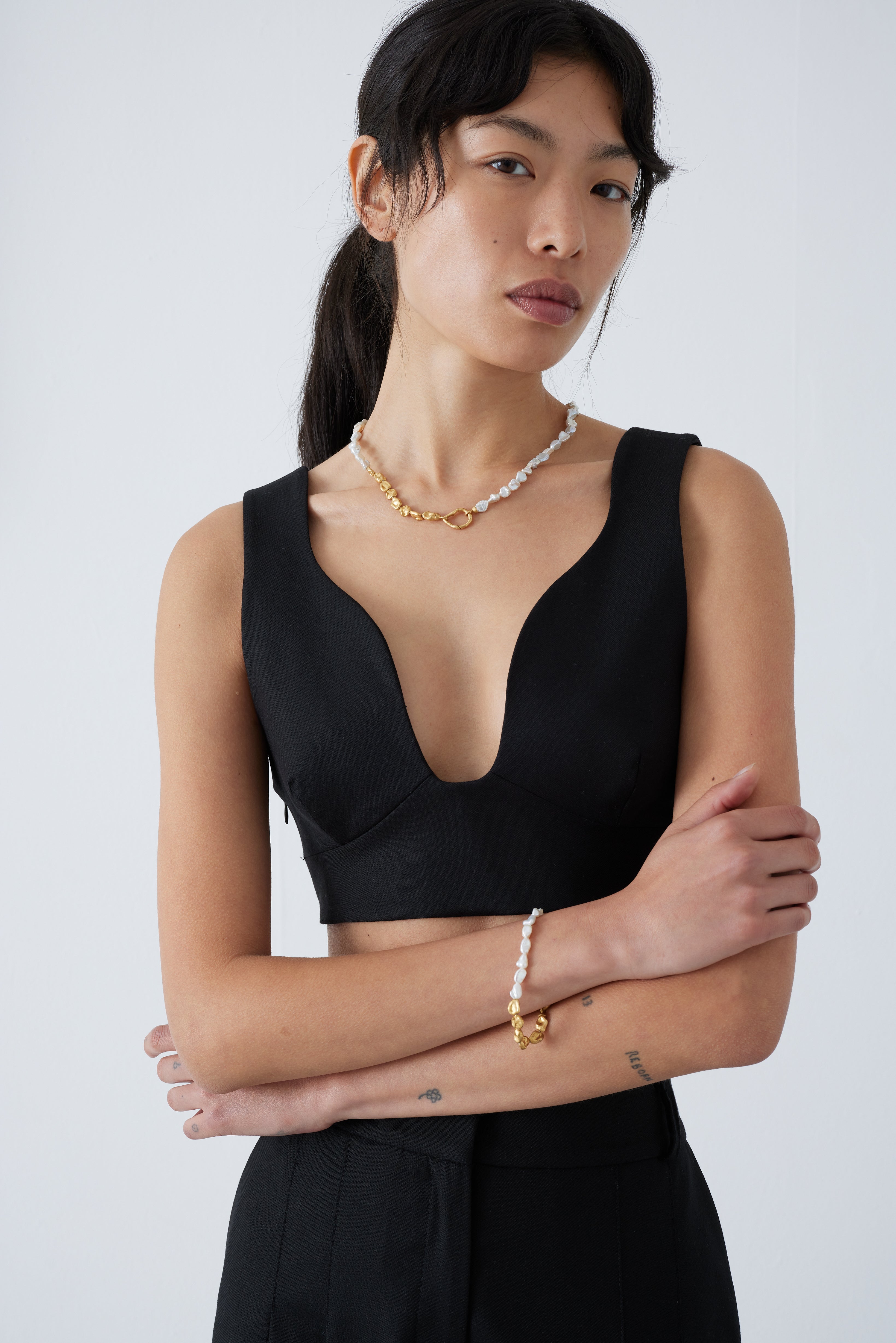 ADAMA BLACK TOP