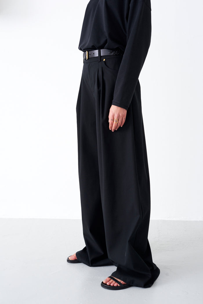 BRITTON BLACK TROUSER – Mother of Pearl